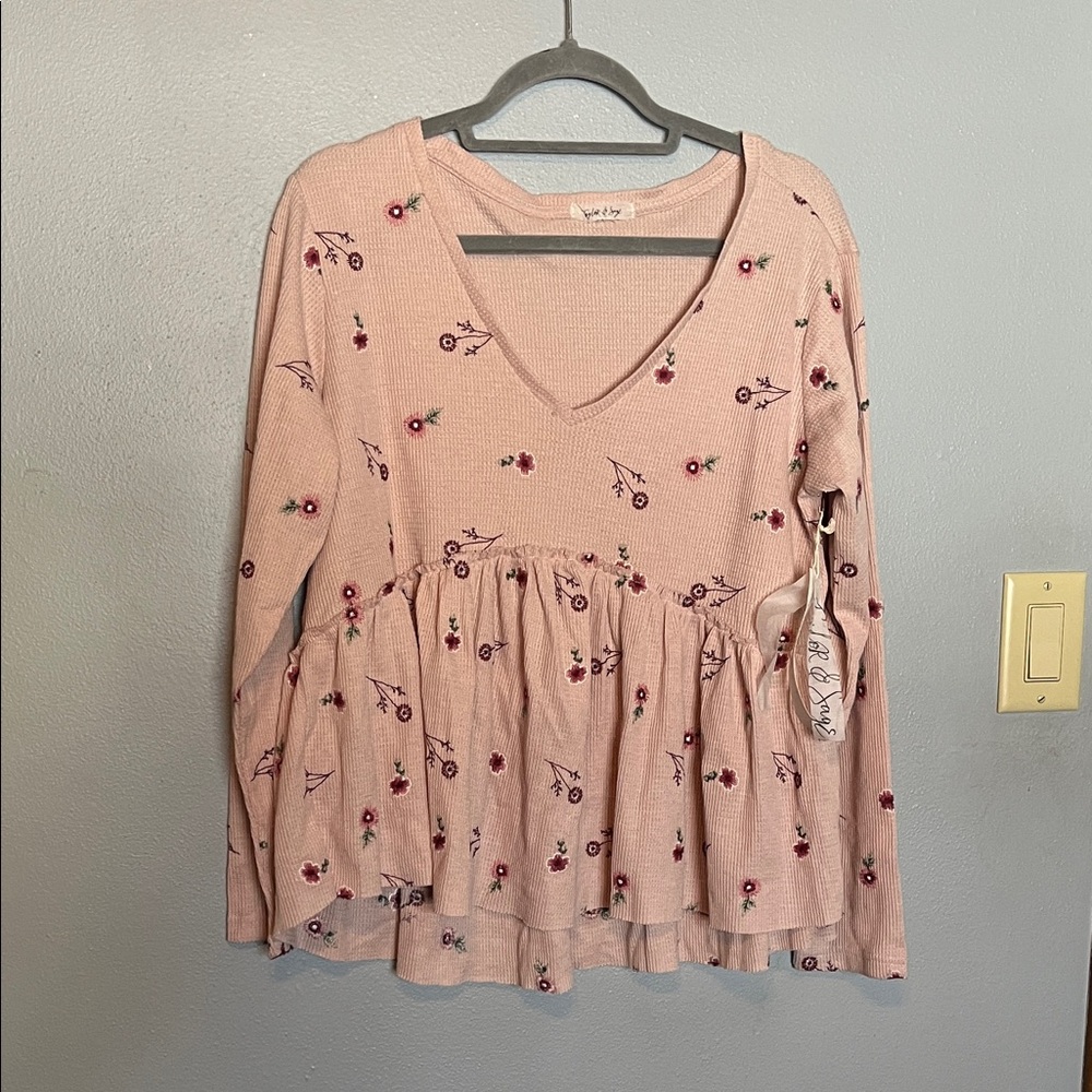 Taylor & Sage Blush Pink Floral V-Neck Peplum Tunic